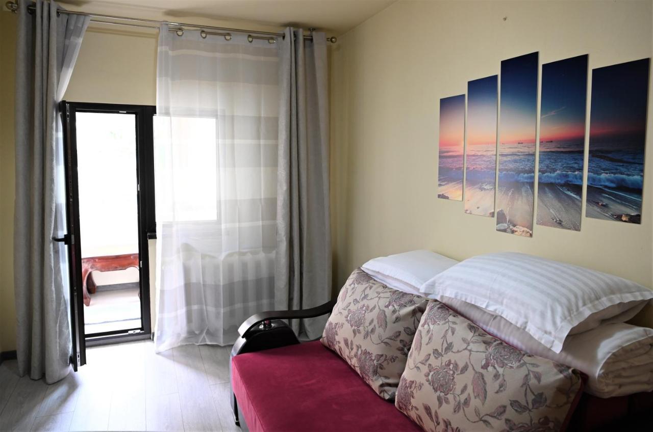 Marin Hotel Apartment Brasov Ngoại thất bức ảnh