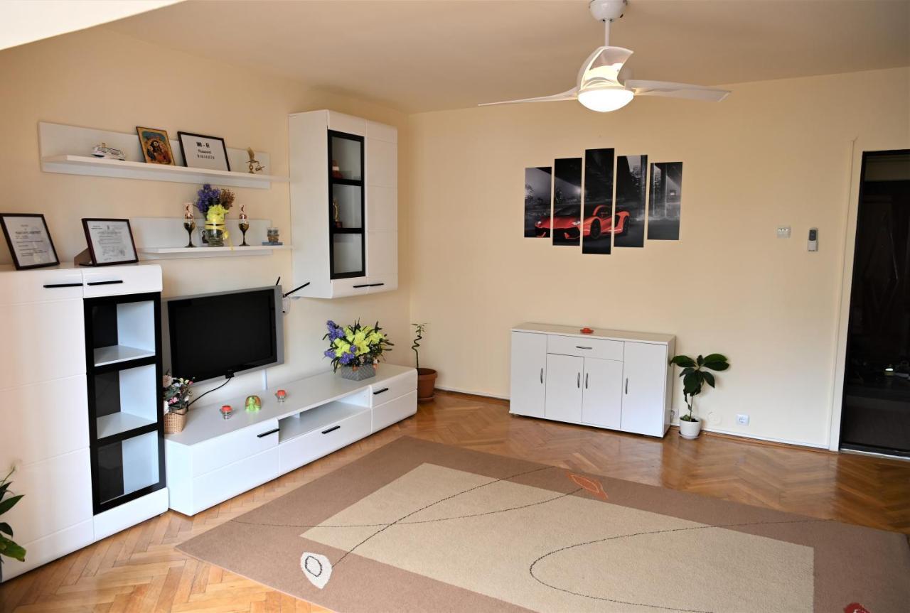 Marin Hotel Apartment Brasov Ngoại thất bức ảnh