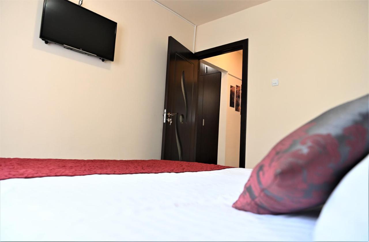 Marin Hotel Apartment Brasov Ngoại thất bức ảnh