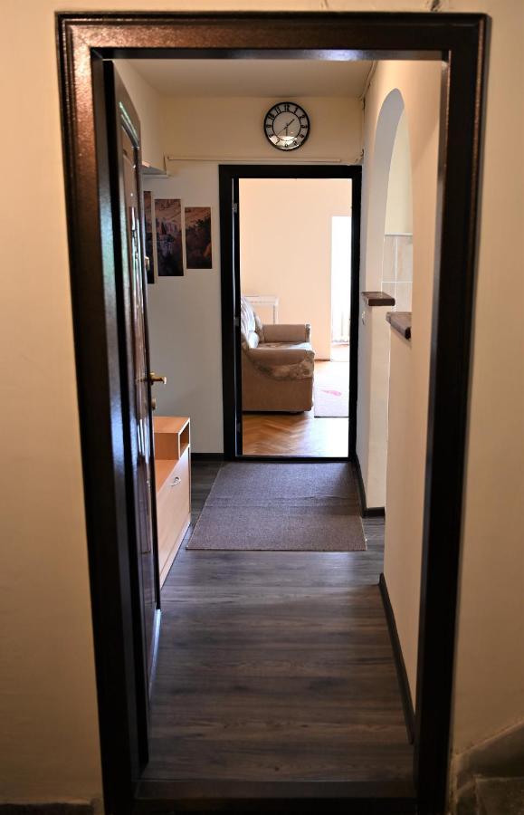 Marin Hotel Apartment Brasov Ngoại thất bức ảnh
