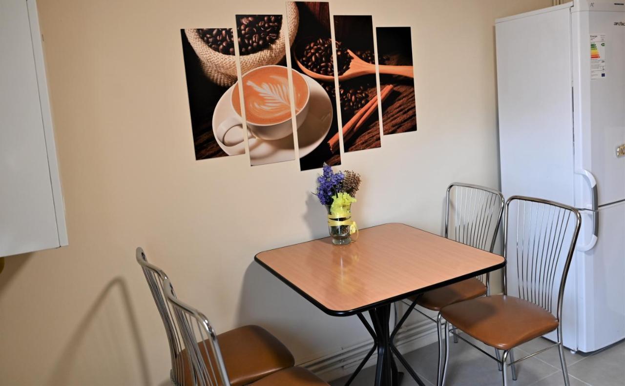 Marin Hotel Apartment Brasov Ngoại thất bức ảnh